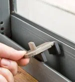 Locksmith Key Store Moreno Valley, CA 951-390-2015 - broken-key-extraction