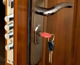 Locksmith Key Store Moreno Valley, CA 951-390-2015 - locks-change
