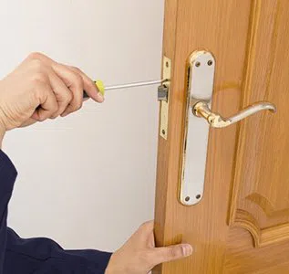 Locksmith Key Store Moreno Valley, CA 951-390-2015 Locksmith Key Store Moreno Valley, CA 951-390-2015 - unlock-service
